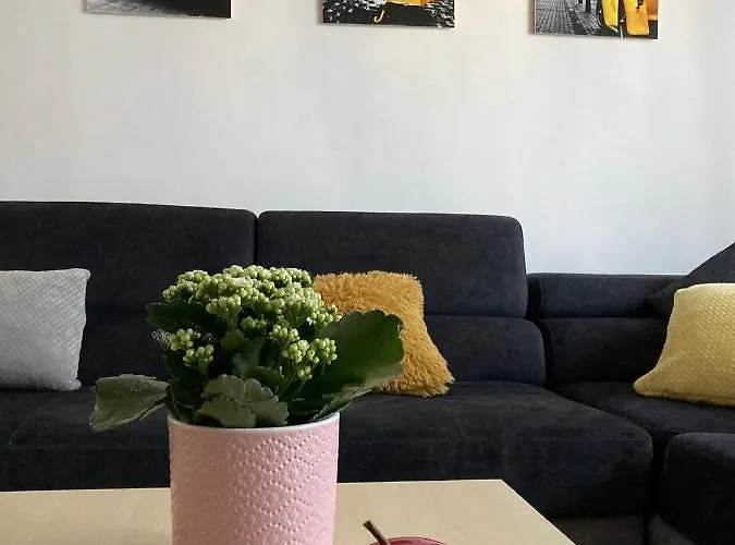 アパート Origo エゲル